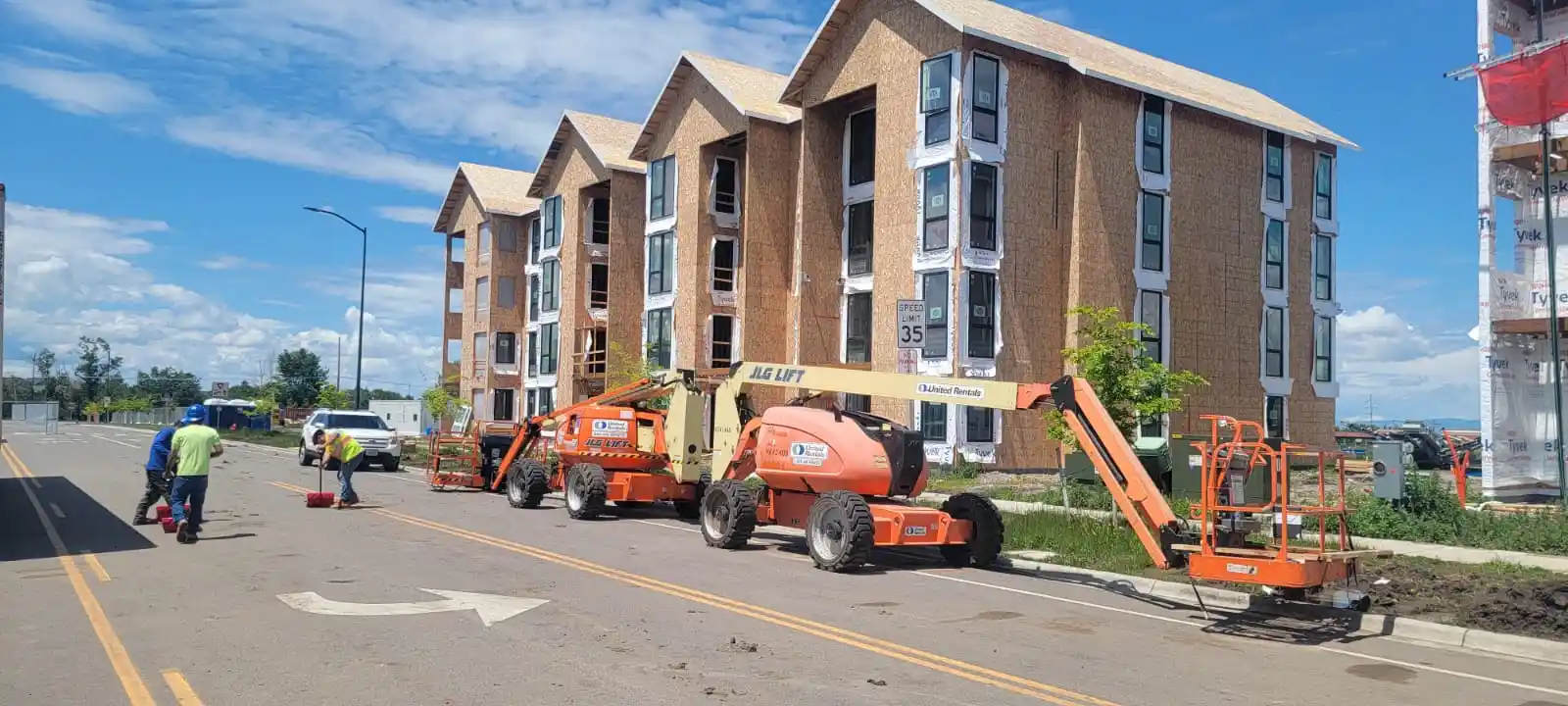 New Luxury Apartment Complex: